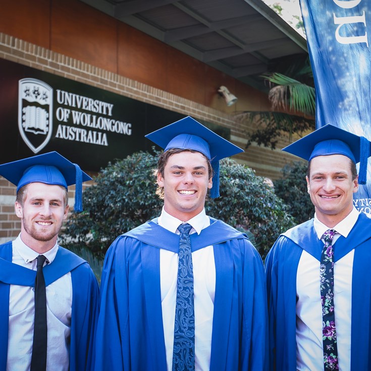 Dragons trio graduate from UOW