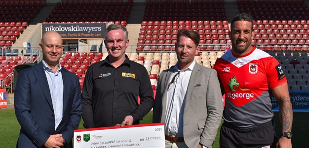 Dragons oversee $31,000 donation to Illawarra Community Foundation