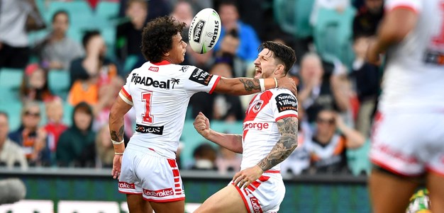 Widdop's try brings up 900 career points for the Dragons
