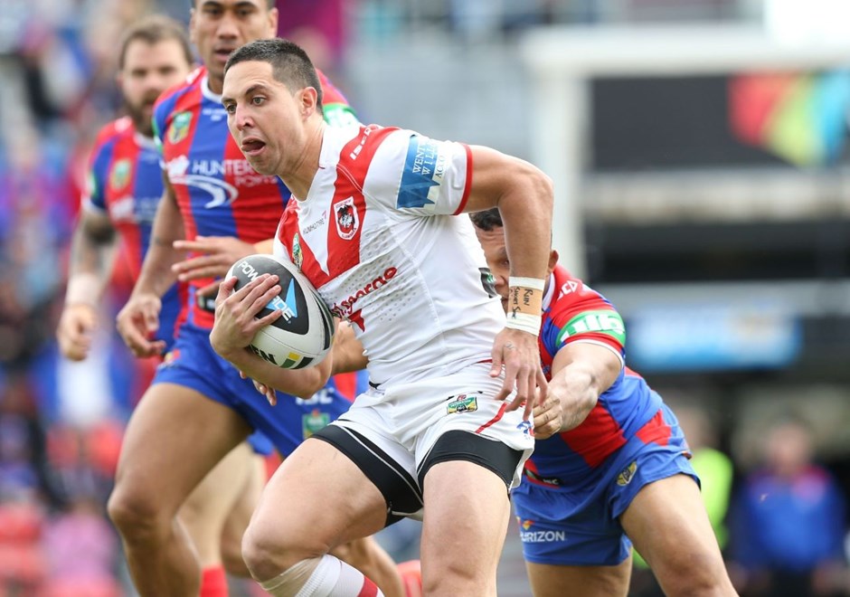Photo by Anthony Johnson copyright Â© nrlphotos.com:  Gerard Beale in action. NRL Rugby League, Round 26, Newcastle Knights v St George Illawarra Dragons at Hunter Stadium, Newcastle. Sunday September 7th, 2014
