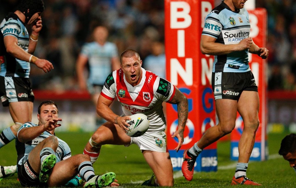 Competition - NRL Premiership.Date  -   August 13th 2016.Teams - St Illawarra Dragons v Cronulla Sharks.at - UOW  Stadium, Kograh.Pic Grant Trouville @ NRL Photos.