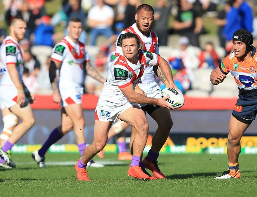 Competition - NRLRound - 26Teams â Dragons V KnightsDate â 3rd of Sep 2016 Venue â Kogarah Oval Photographer â Cox Description â