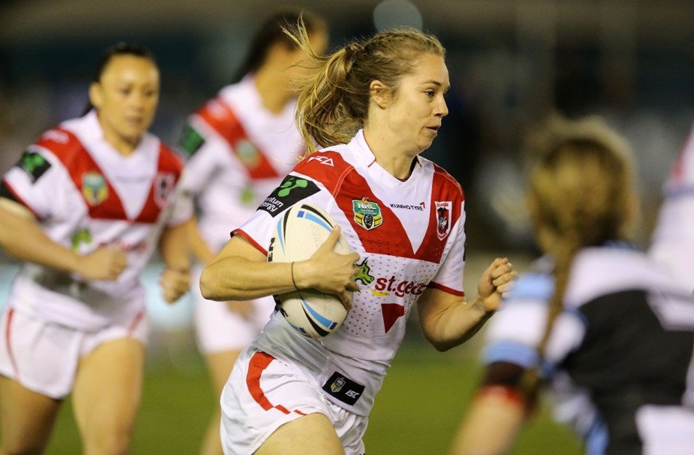 Competition - Womens 1st ever 9s Match, Curtain Raiser to NRL Premiership.Date  -   August 27th 2016.Teams - Cronulla Sharks v Roosters.at - Shark Park, Southern Cross Group Stadium.Pic -  Grant Trouville @ NRL Photos.