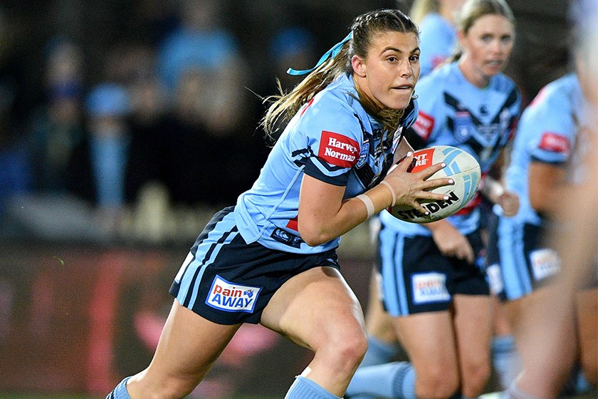 Dragons centre Jessica Sergis in action for the NSW Blues