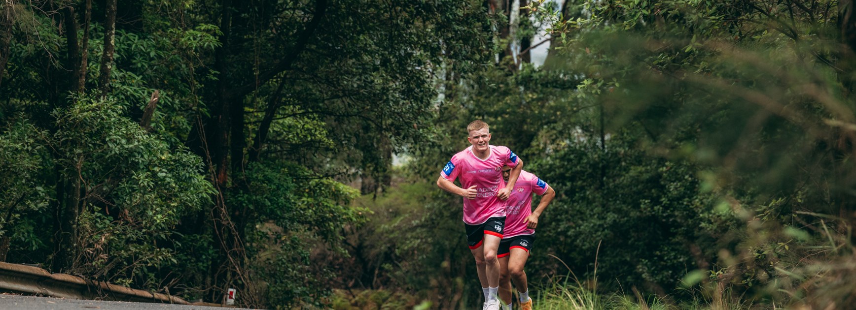 Reed putting in the hard yards as he ascends Mount Keira.