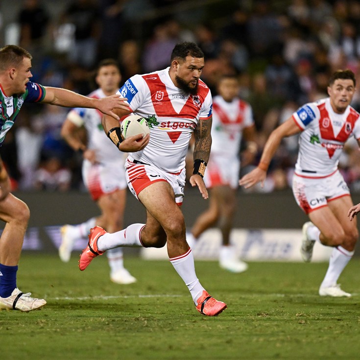 Dragons surge past Warriors in Wollongong