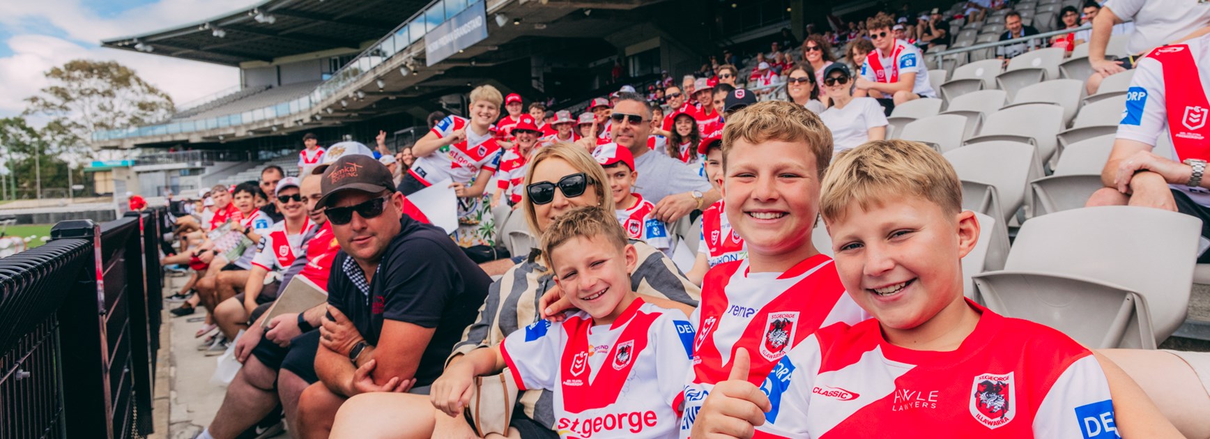 Red V faithful flock to Kogarah for Members-Only Training Session