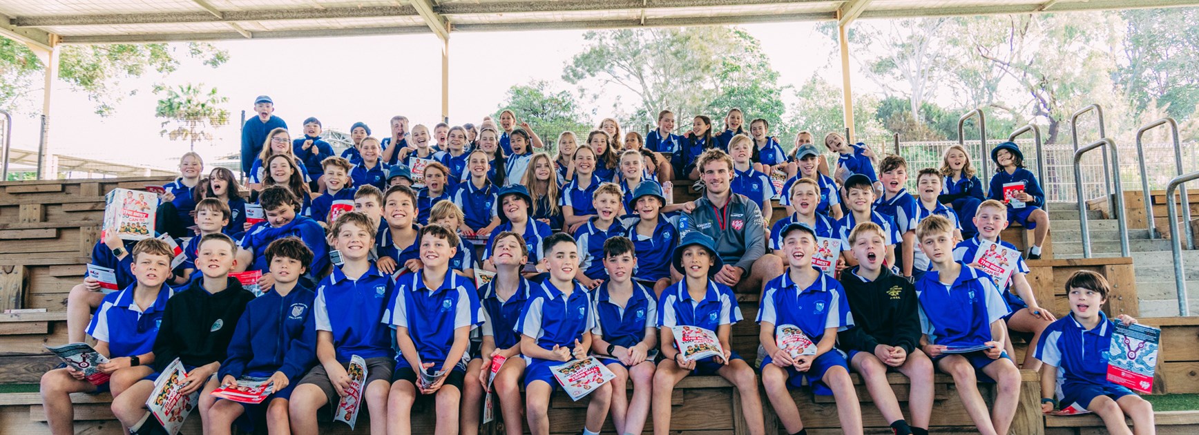 Couchman pays visit to Thirroul Public