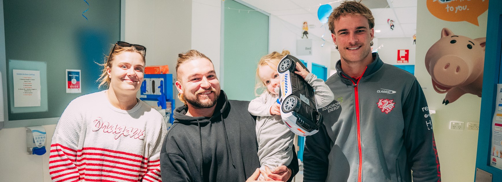 Dragons visit Wollongong Hospital for Children's Week