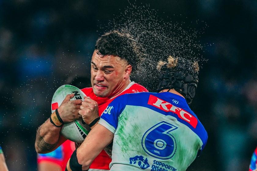 Dragons second rower Jaydn Su’A clashes with Bulldogs five-eighth Matt Burton in the sides’ Round 20 clash at Sydney’s Accor Stadium.