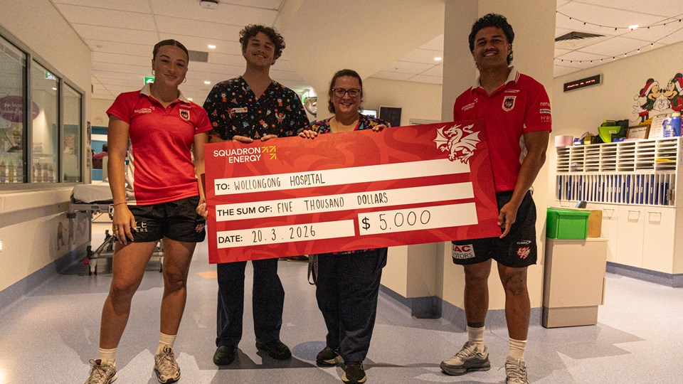 Dragons pay special visit to Wollongong Hospital