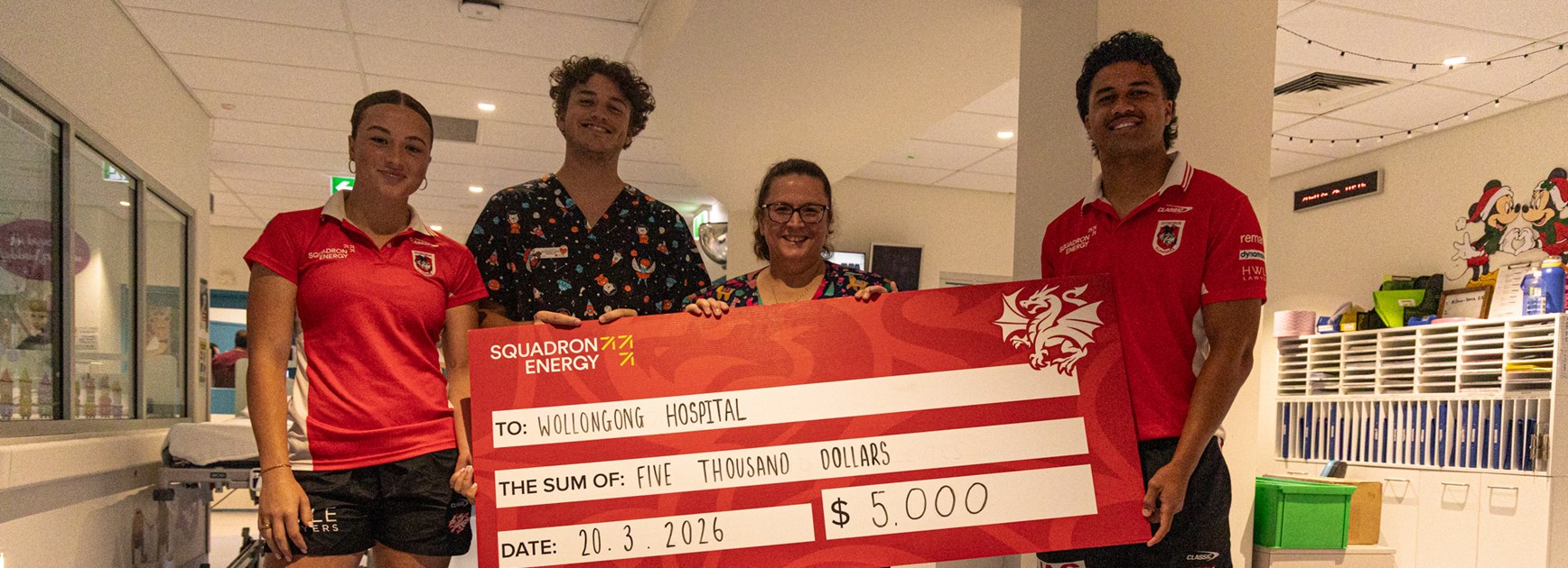 Dragons pay special visit to Wollongong Hospital