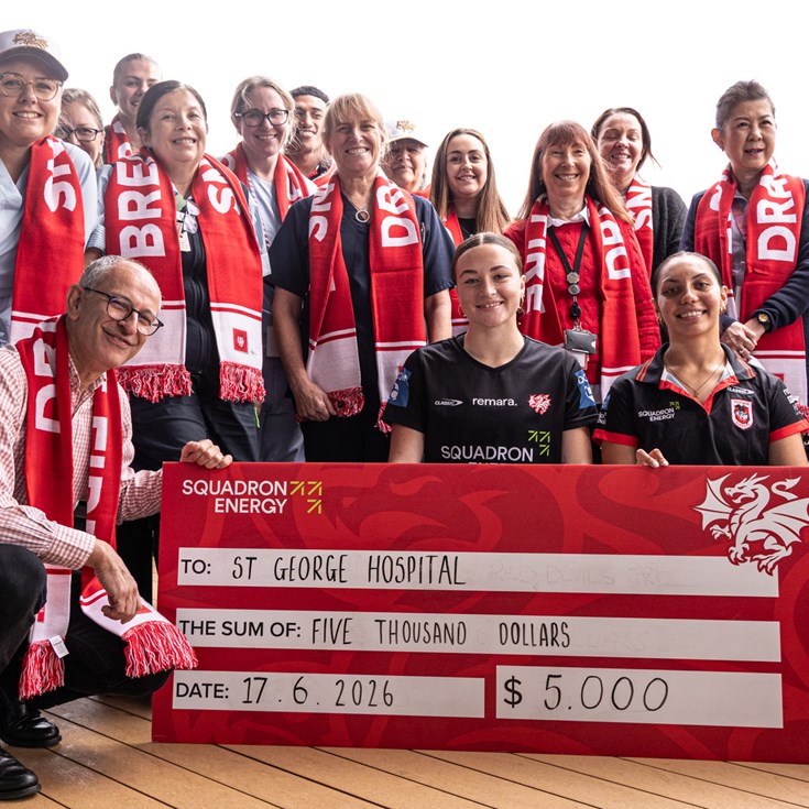 Dragons donate to Winter Appeal at St George Hospital