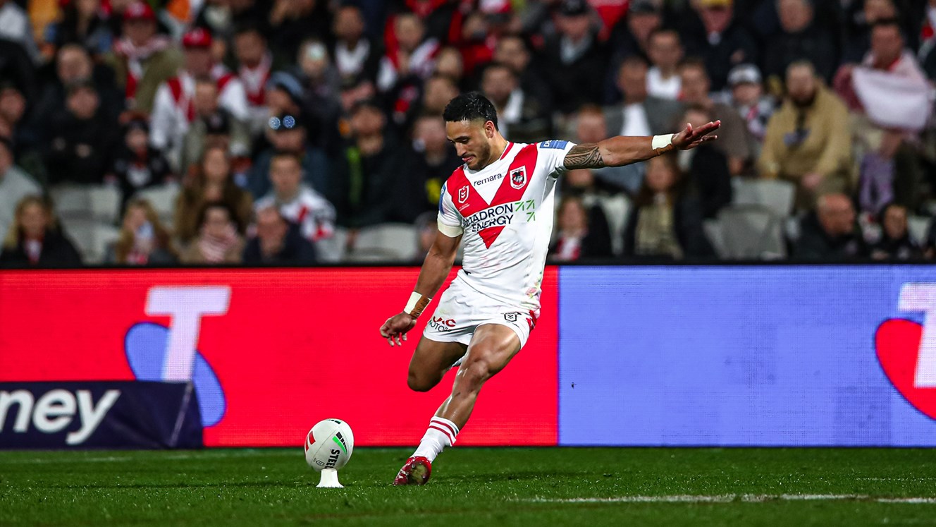 World Cup Tracker: Holmes set for Cook Islands debut