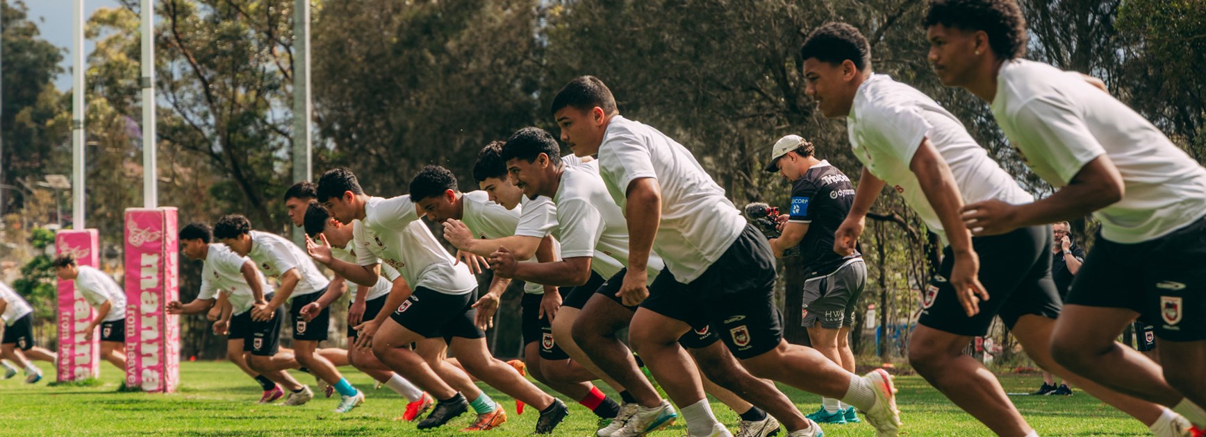 UOW hosts Dragons, Steelers for preseason kick-off